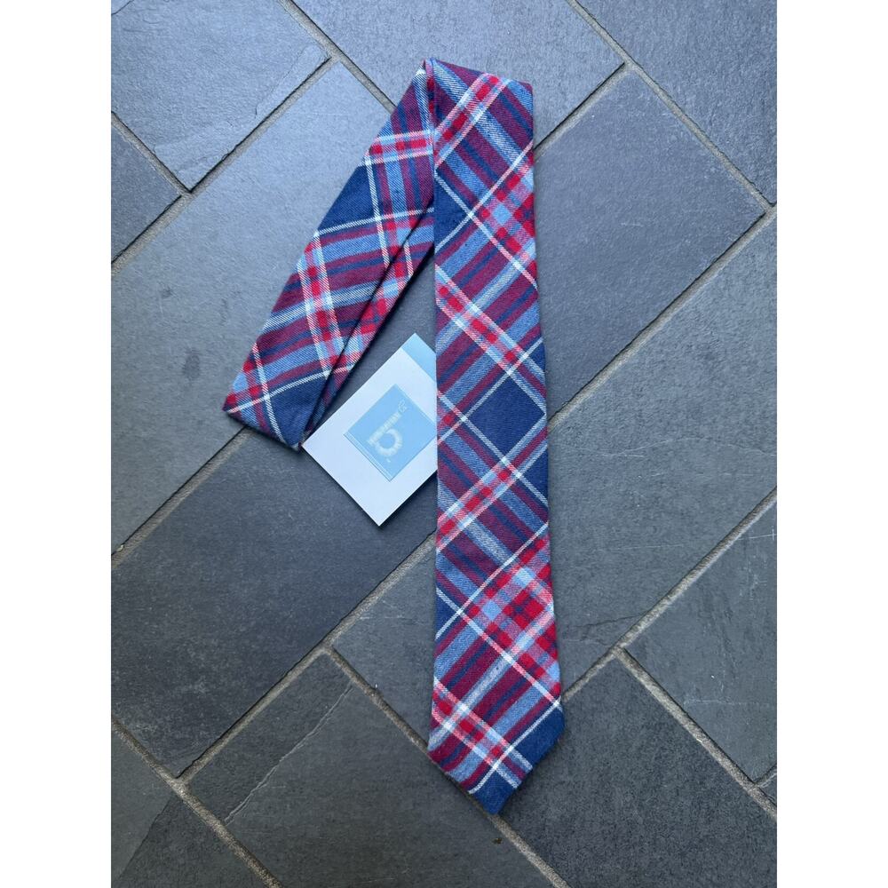 NWT Bella Bliss Plaid Tie